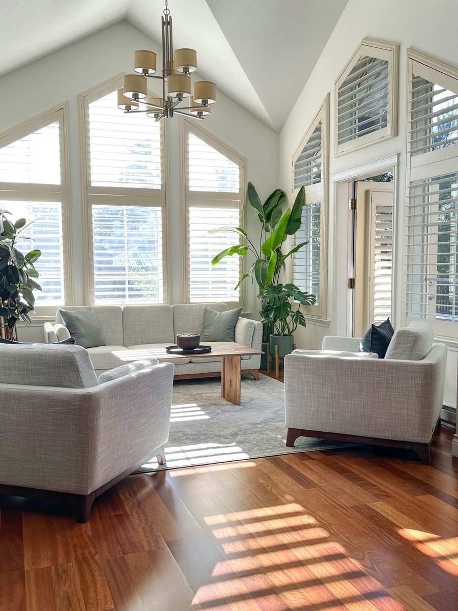 Intérieur clair et bien rangé